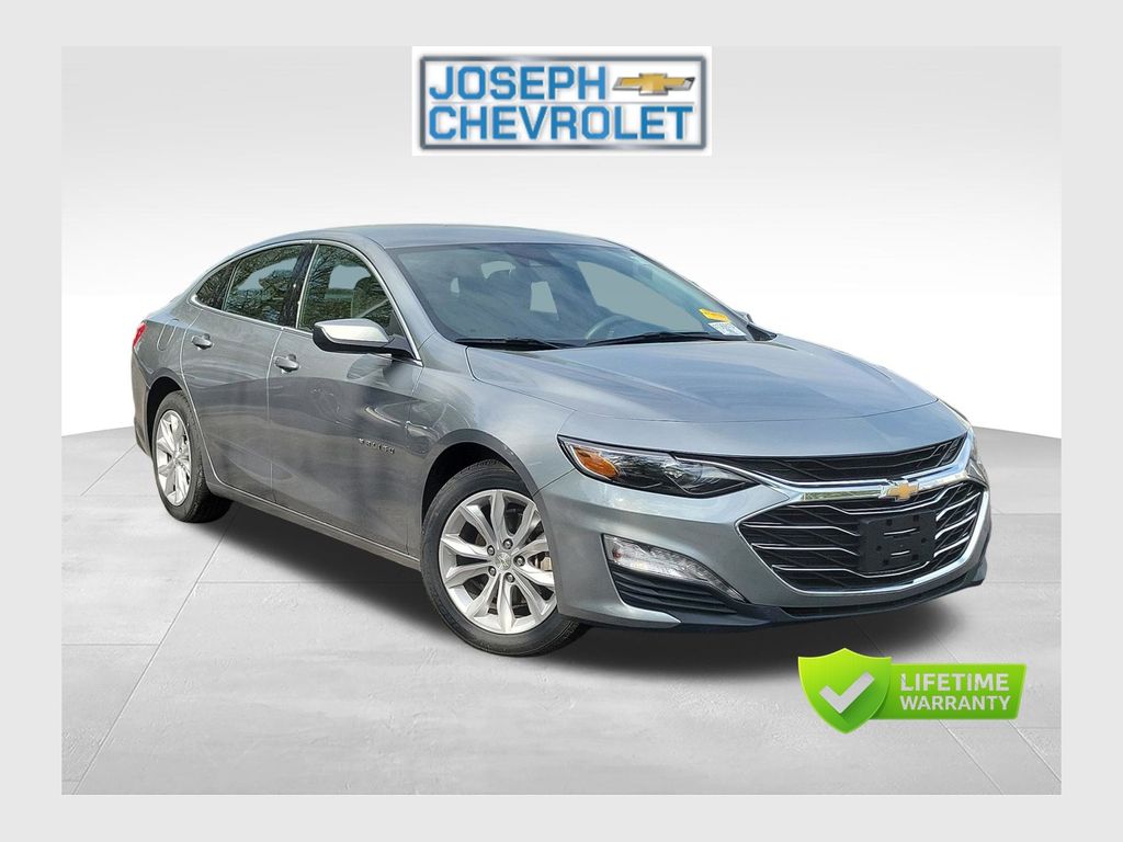 Sterling Gray Metallic 2023 Chevrolet Malibu Sedan Front-Wheel Drive Continuously Variable Transmission