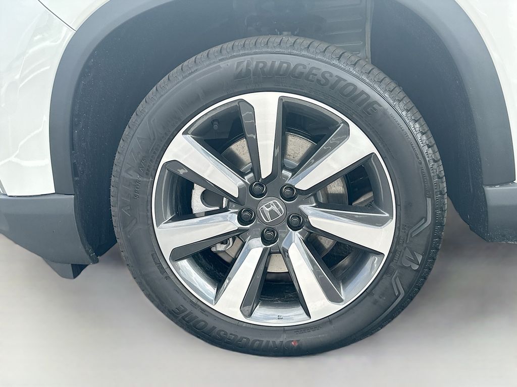 2025 Honda Pilot Touring 23