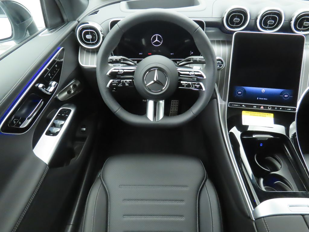 2024 Mercedes-Benz GLC 300 10