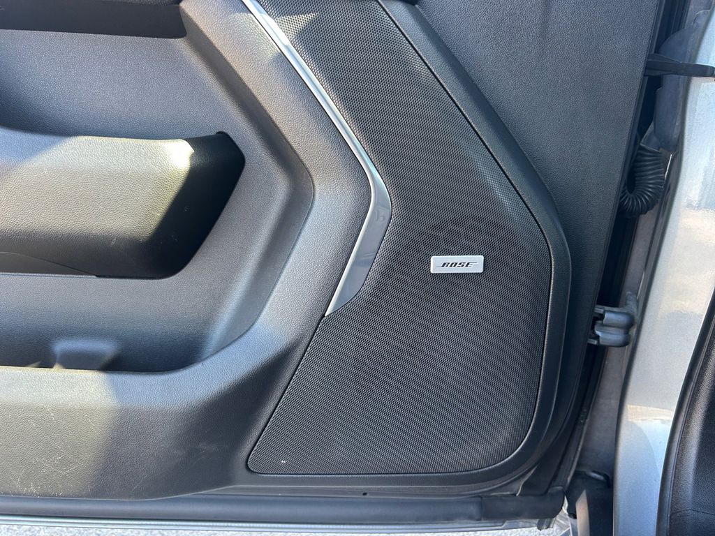 Used Car 2022 Chevrolet Suburban  Premier For Sale Under $35,000 In Floresville, Texas