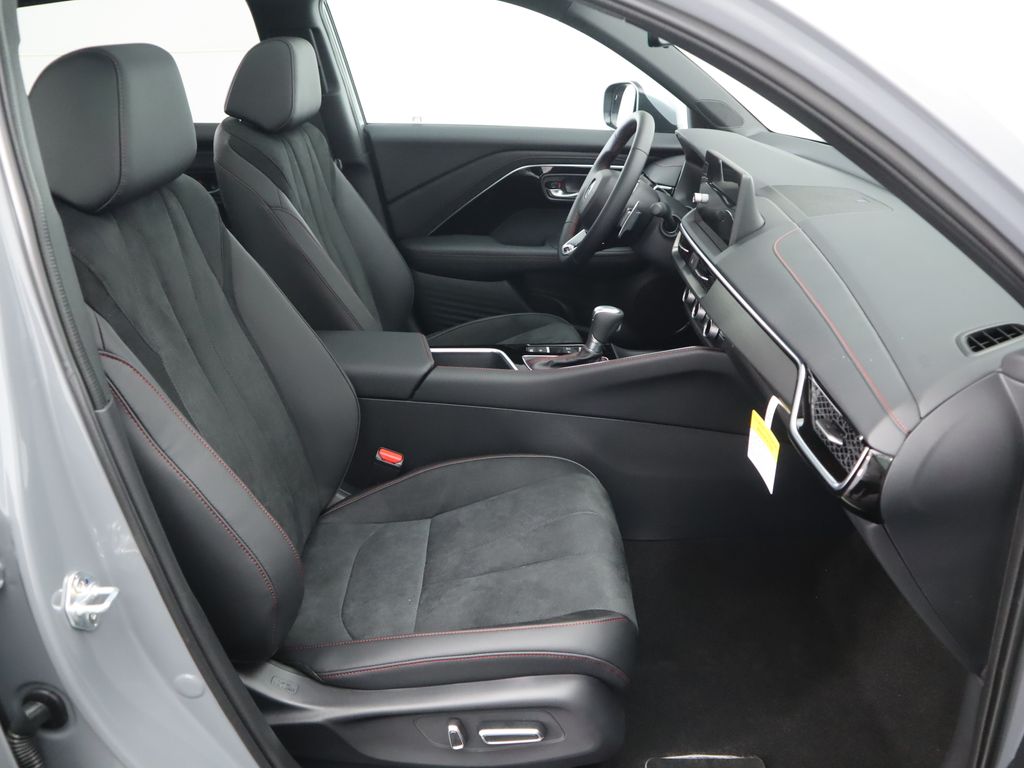 Thumbnail: 2025 Acura ADX - 21