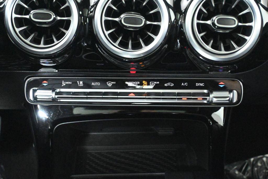 Thumbnail: 2025 Mercedes-Benz CLA - 22