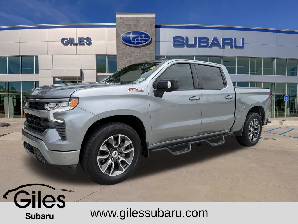 Sterling Gray Metallic 2024 Chevrolet Silverado 1500 RST Crew Cab 4WD Pickup Truck Four-Wheel Drive Automatic