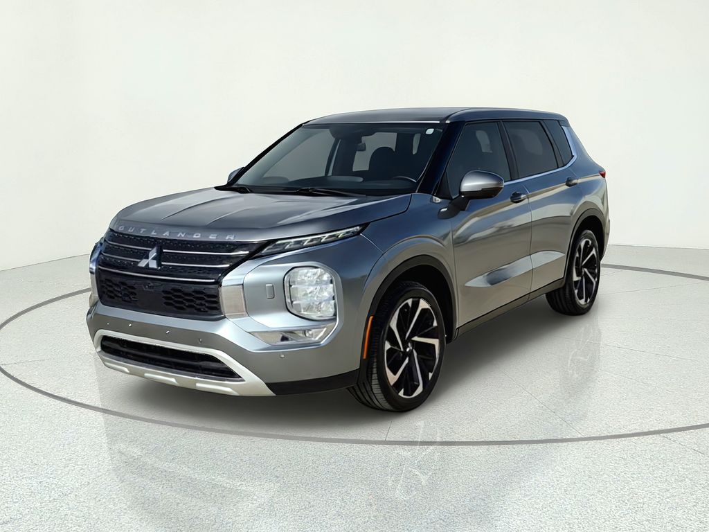 2022 Mitsubishi Outlander SE Gray at Emmons Autoplex