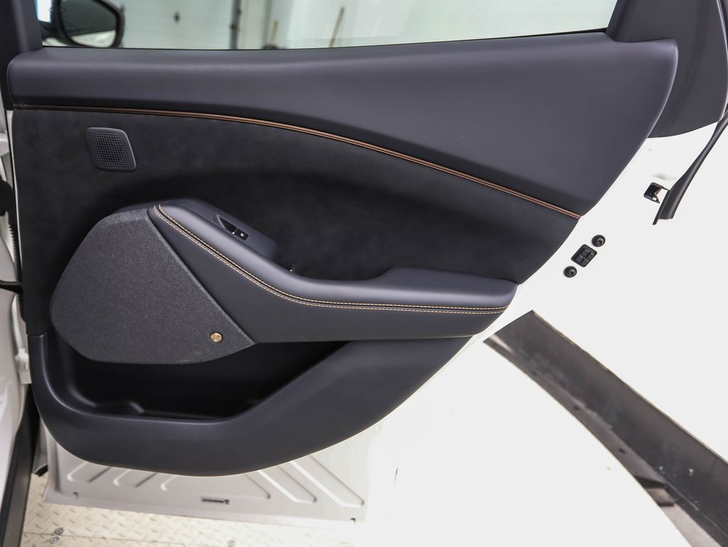 Thumbnail: 2022 Ford Mustang Mach-E - 23