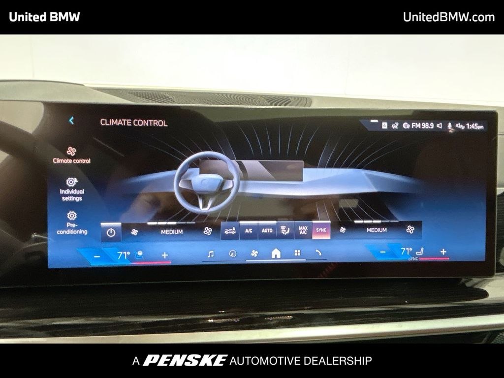 Thumbnail: 2026 BMW X7 - 19