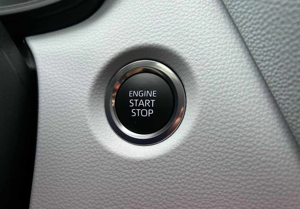 Thumbnail: 2025 Toyota Corolla - 27