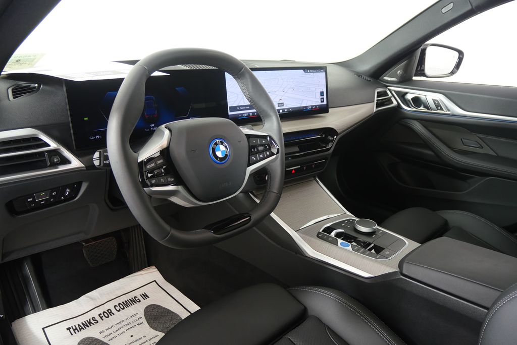 Thumbnail: 2025 BMW i4 - 13