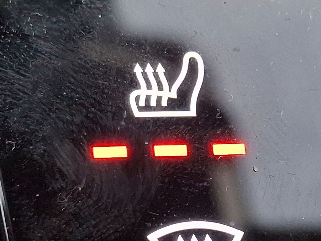 Thumbnail: 2023 Porsche Cayenne - 24