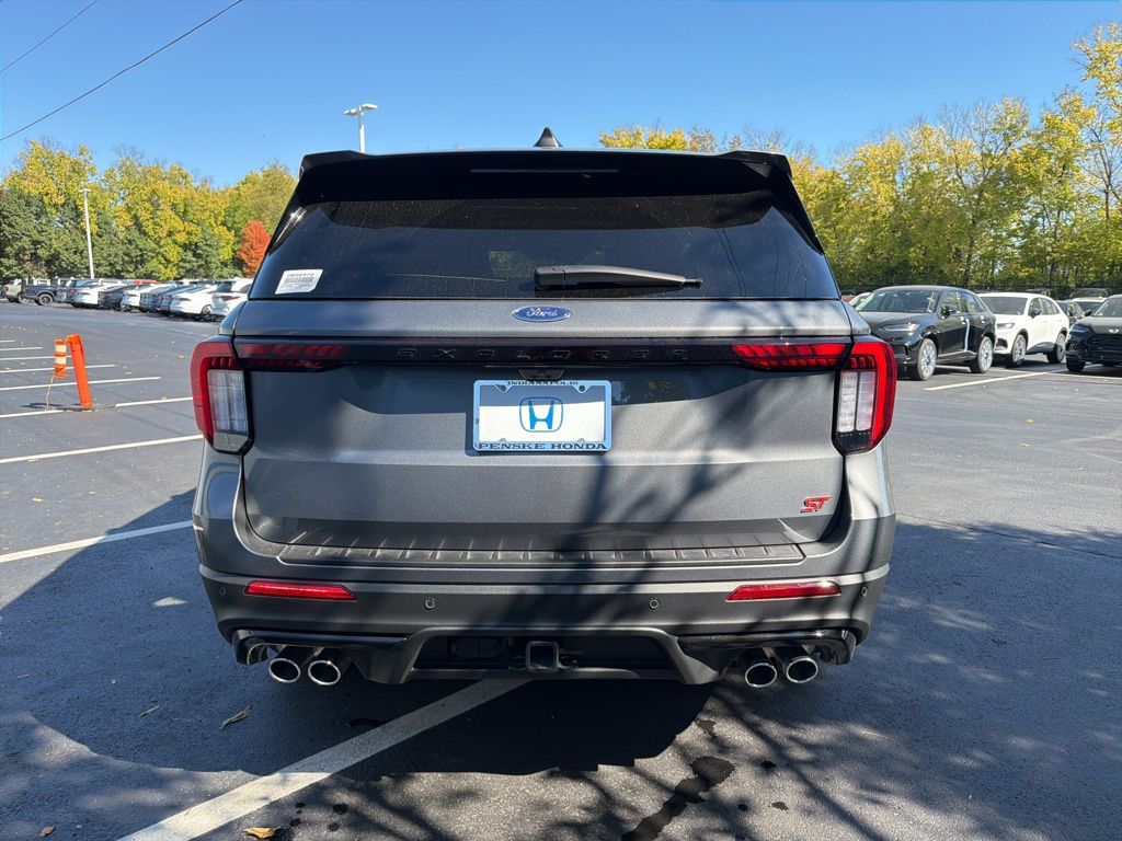 Thumbnail: 2025 Ford Explorer - 4