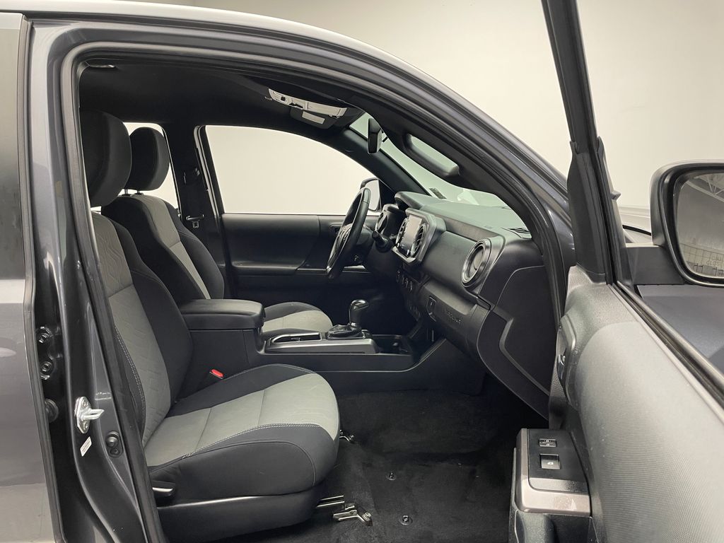 2021 Toyota Tacoma TRD Sport 17