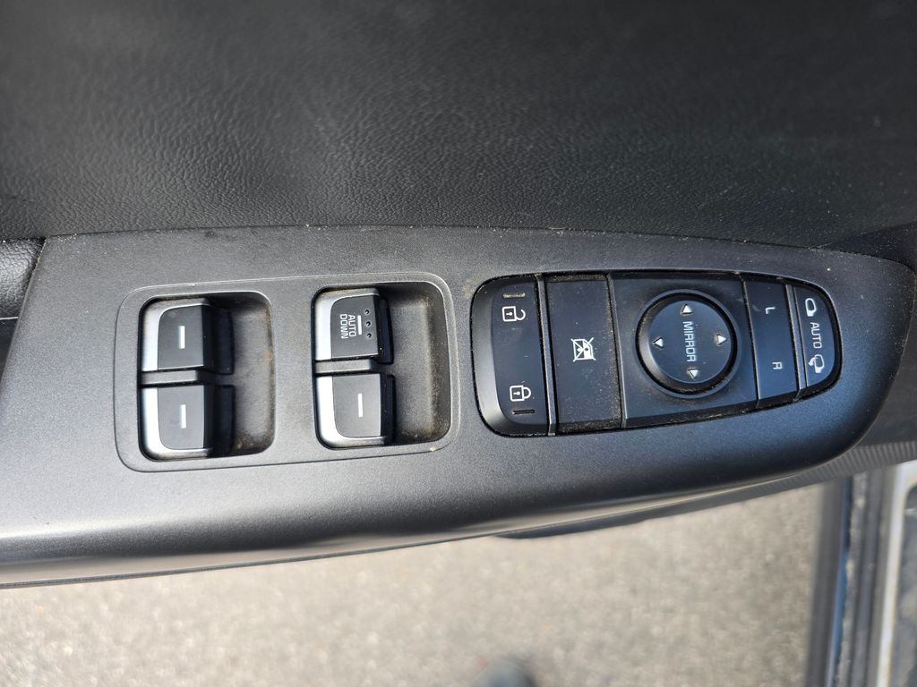 Used 2021 Gray Kia S image 14