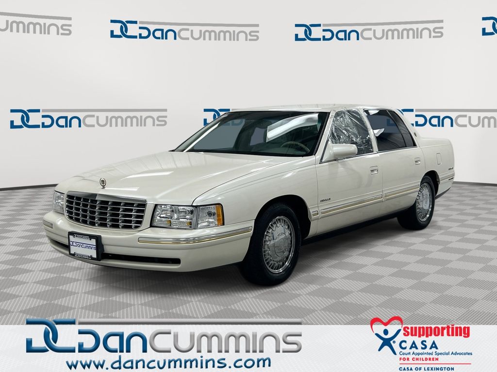 1999 Cadillac DeVille d'Elegance Sedan FWD