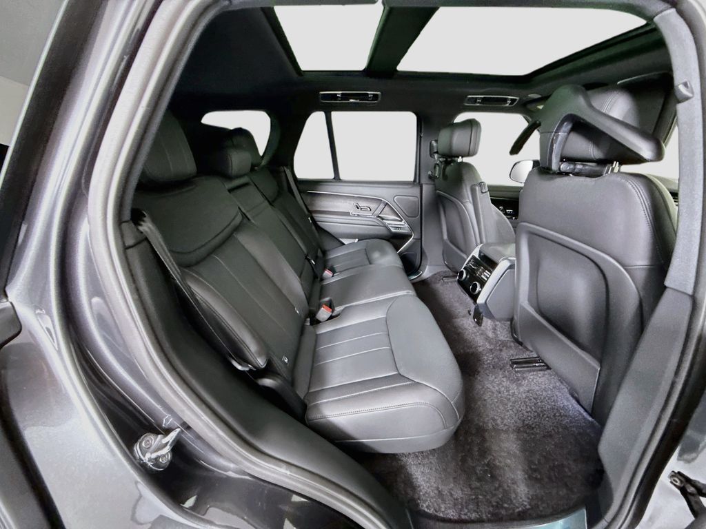 Thumbnail: 2027 Land Rover Range Rover - 23