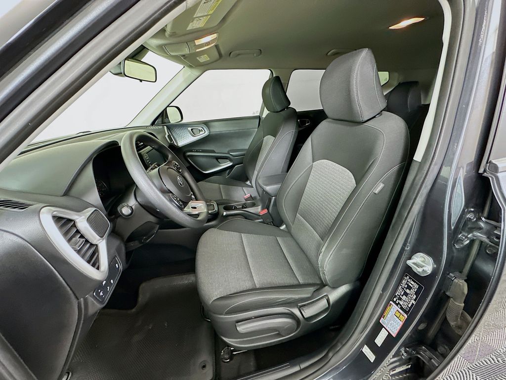 Thumbnail: 2020 Kia Soul - 20