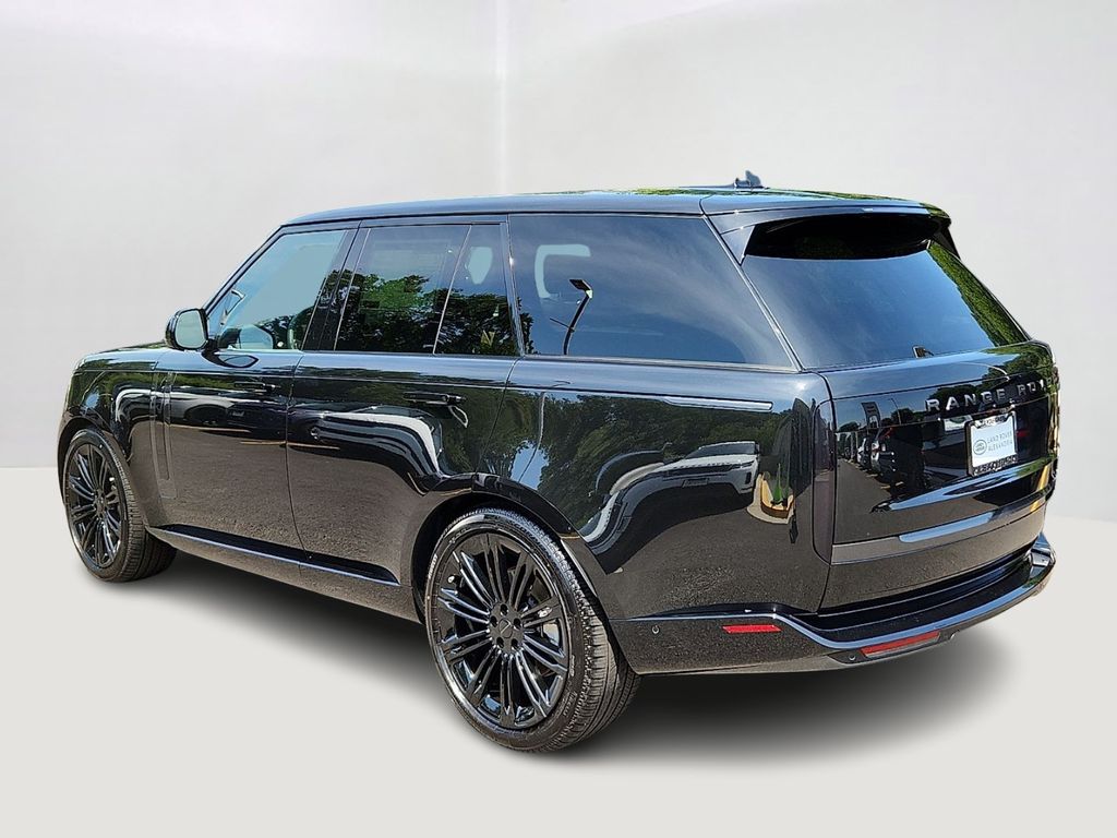 Thumbnail: 2026 Land Rover Range Rover - 4
