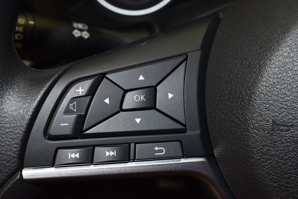 Thumbnail: 2025 Nissan Sentra - 17