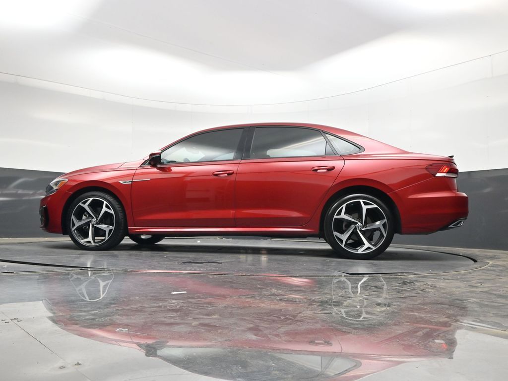 Used 2021  Volkswagen 2.0T R-Line image 36