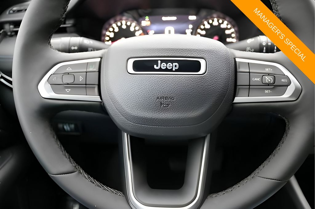 New 2026 White Jeep Latitude Altitude image 19