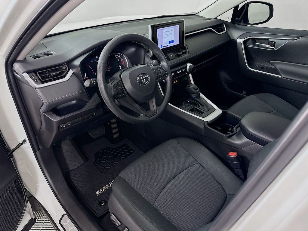 Thumbnail: 2025 Toyota RAV4 - 9