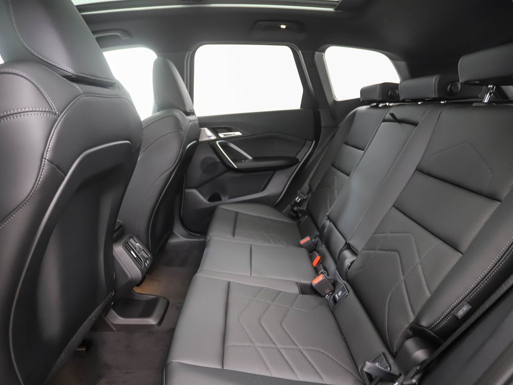 2025 BMW X1 M35i 22