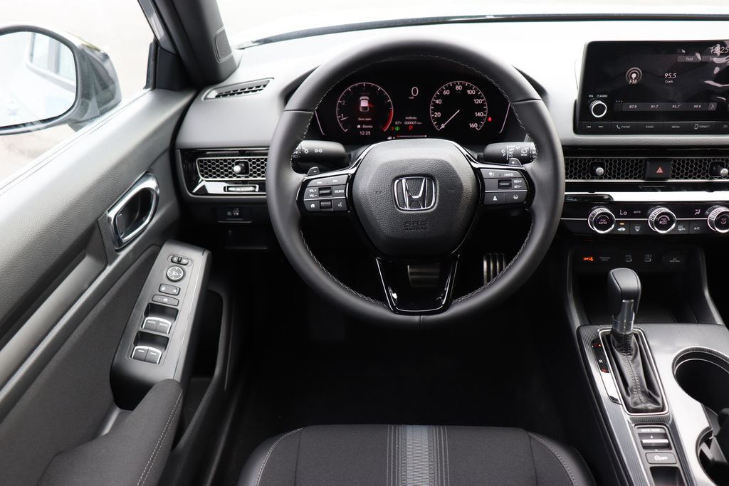 2025 Honda Civic Sport 18
