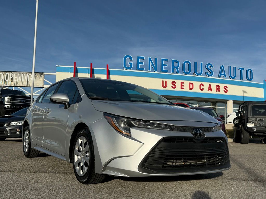 2023 Toyota Corolla LE FWD