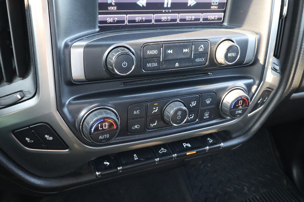 Thumbnail: 2014 Chevrolet Silverado 1500 - 24