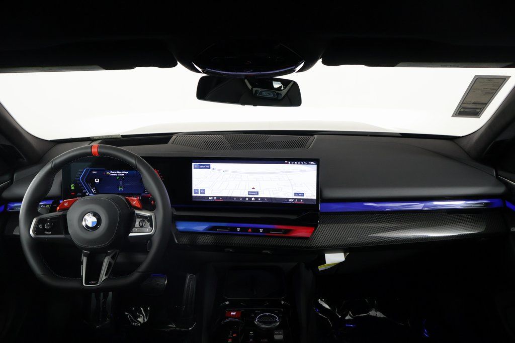 Thumbnail: 2026 BMW M5 - 4