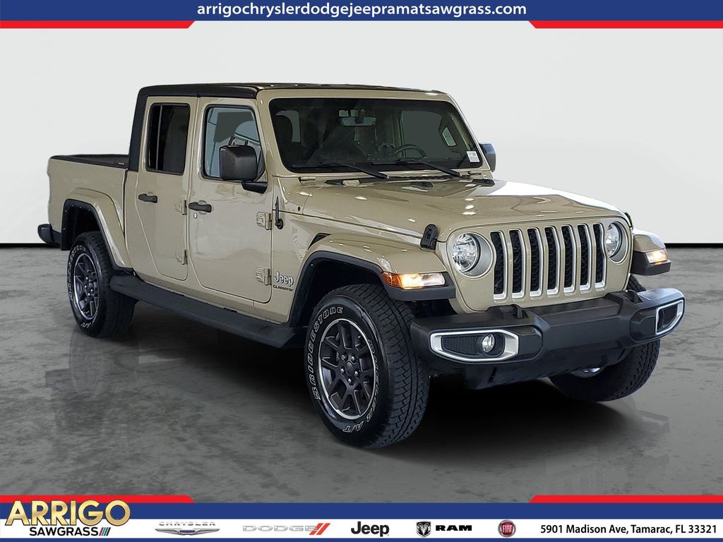 2022 Jeep Gladiator Overland