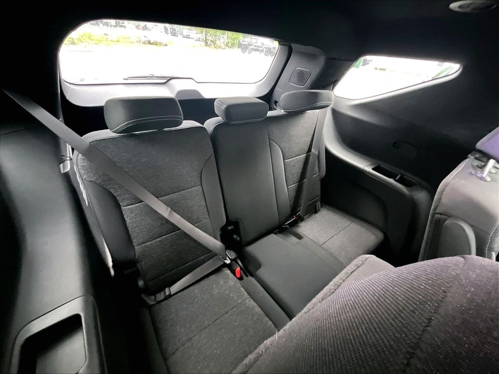 2024 Chevrolet Traverse — photo 17