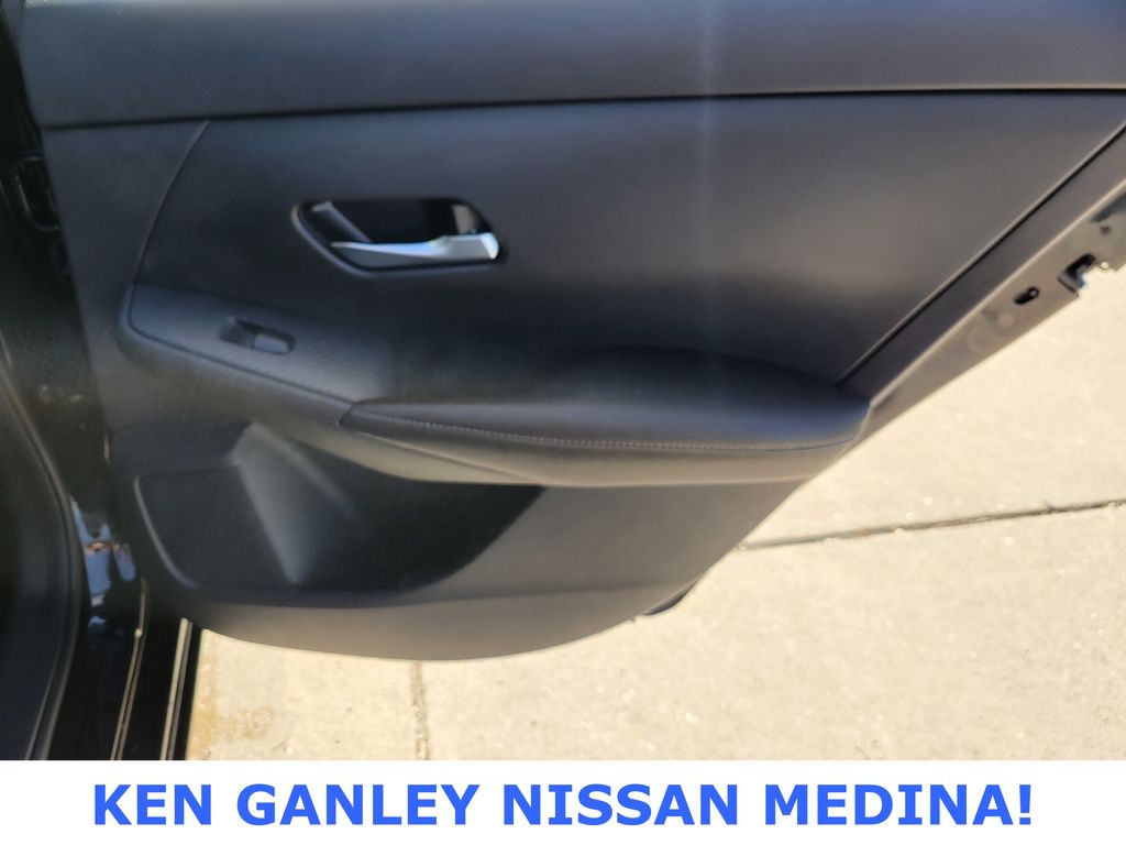 2023 Nissan Sentra SV photo