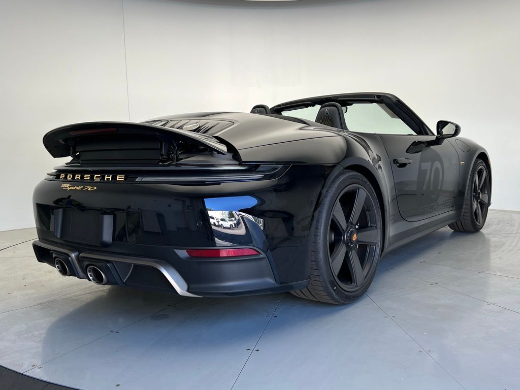 Thumbnail: 2026 Porsche 911 - 22