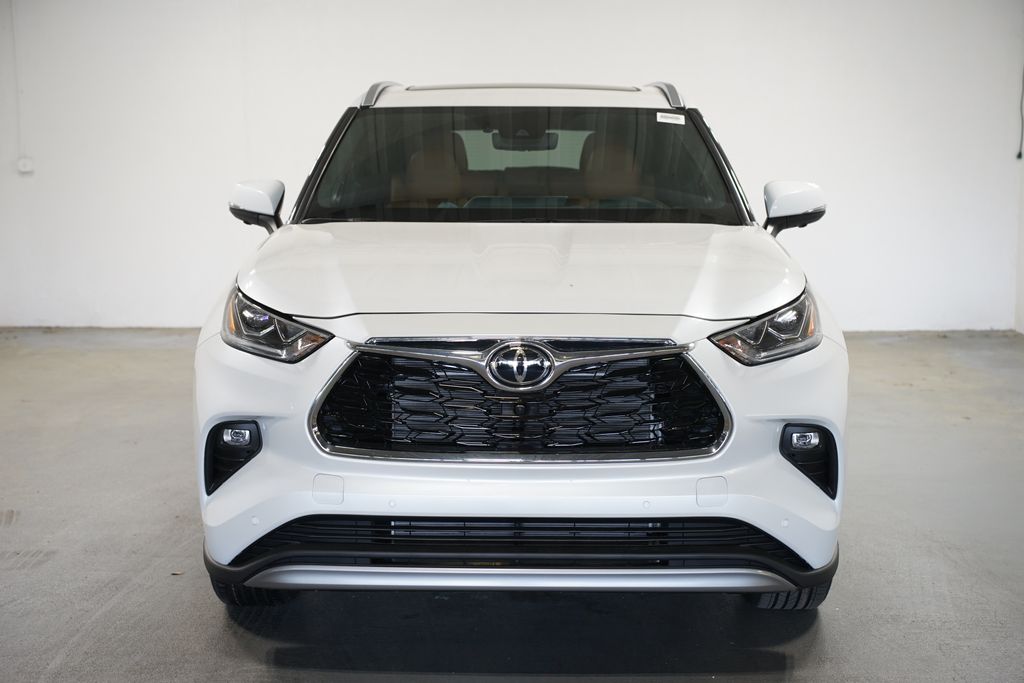 Thumbnail: 2026 Toyota Highlander - 2