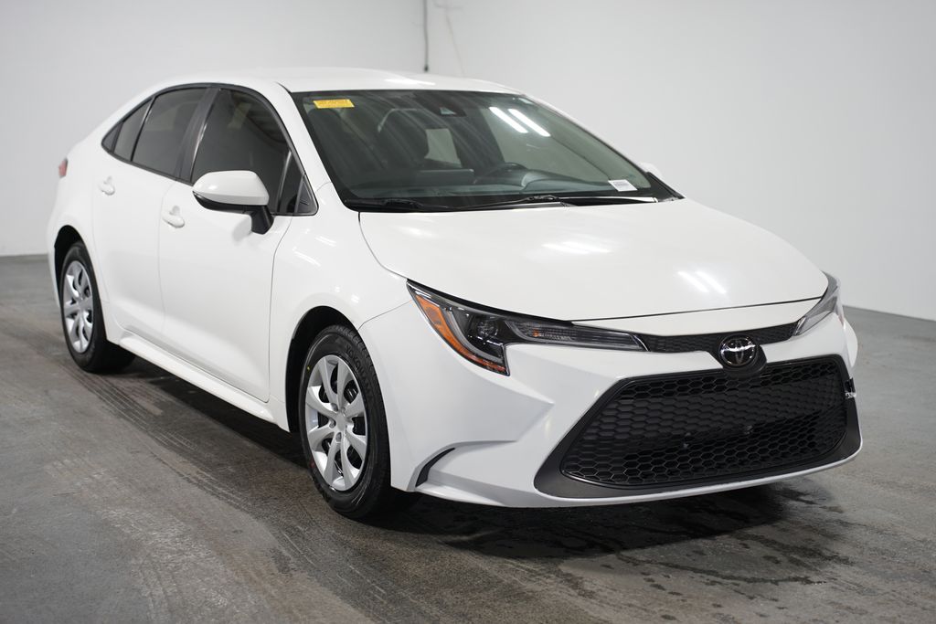 2022 Toyota Corolla LE 3