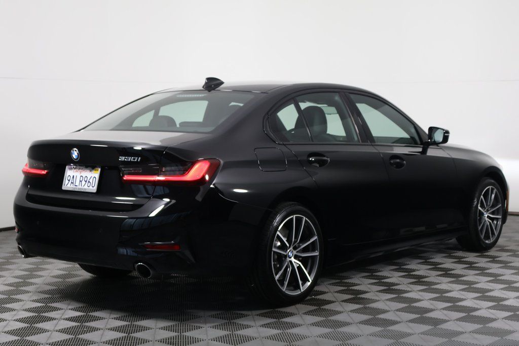 2022 BMW 3 Series 330i 4