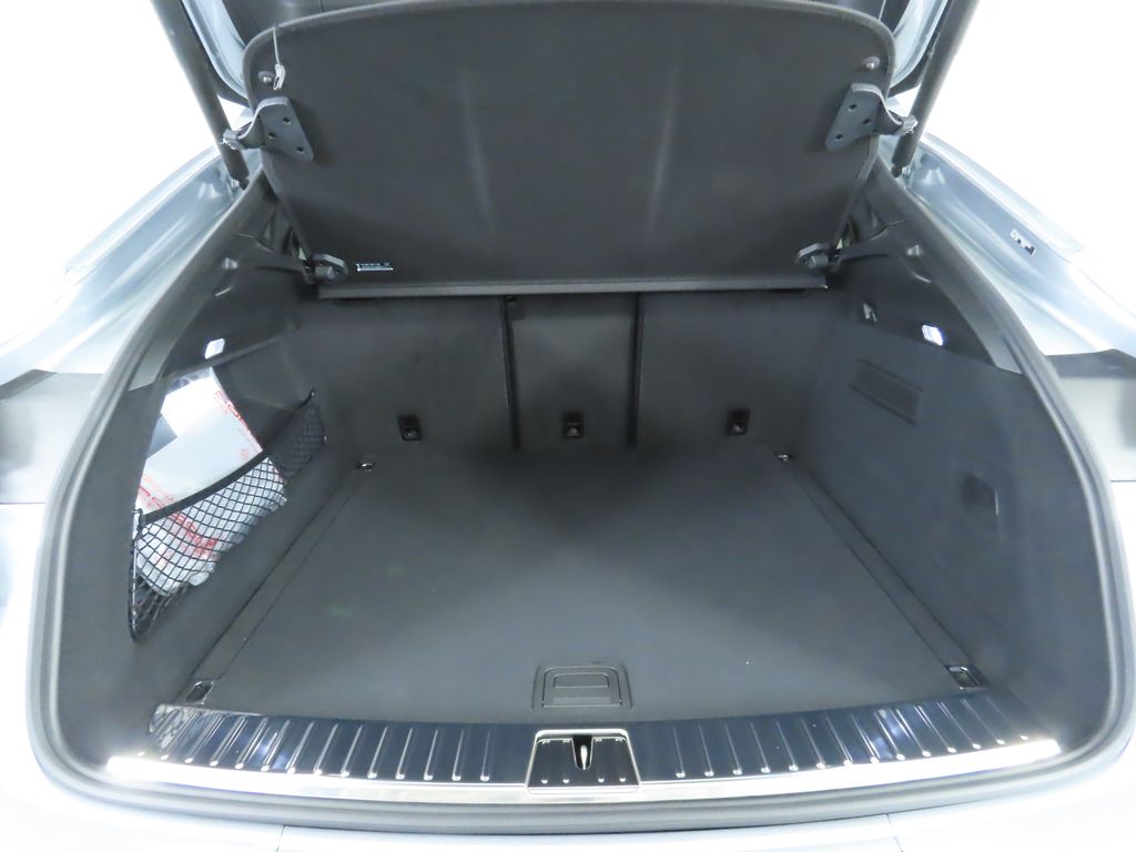 Thumbnail: 2025 Porsche  - 29