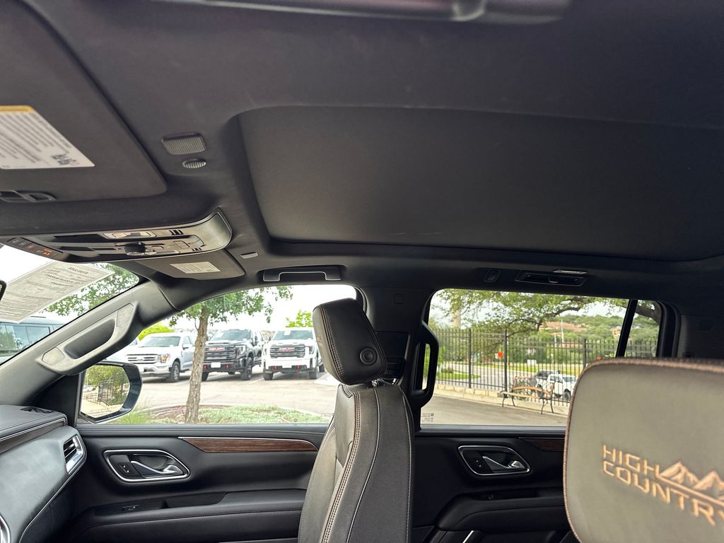 Used Car 2023 Chevrolet Suburban  High Country For Sale Under $80,000 In Austin, Texas