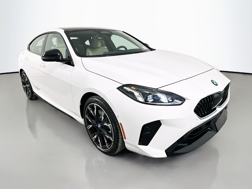 Thumbnail: 2026 BMW 2 Series - 3