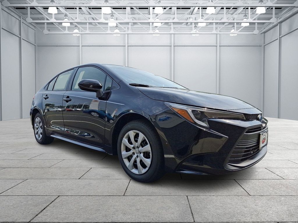 2025 Toyota Corolla LE 2