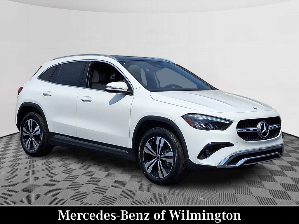 Polar White 2026 Mercedes-Benz GLA 250 4MATIC SUV / Crossover All-Wheel Drive 8-Speed Dual Clutch