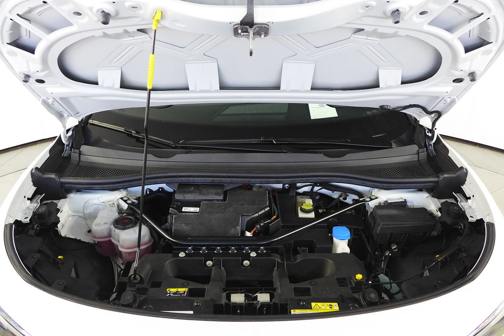 Thumbnail: 2022 Volkswagen ID.4 - 6