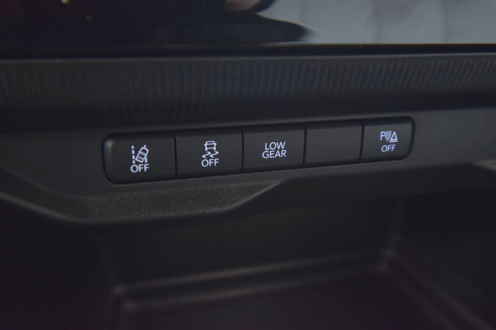 new 2026 Jeep Cherokee car, priced at $42,713