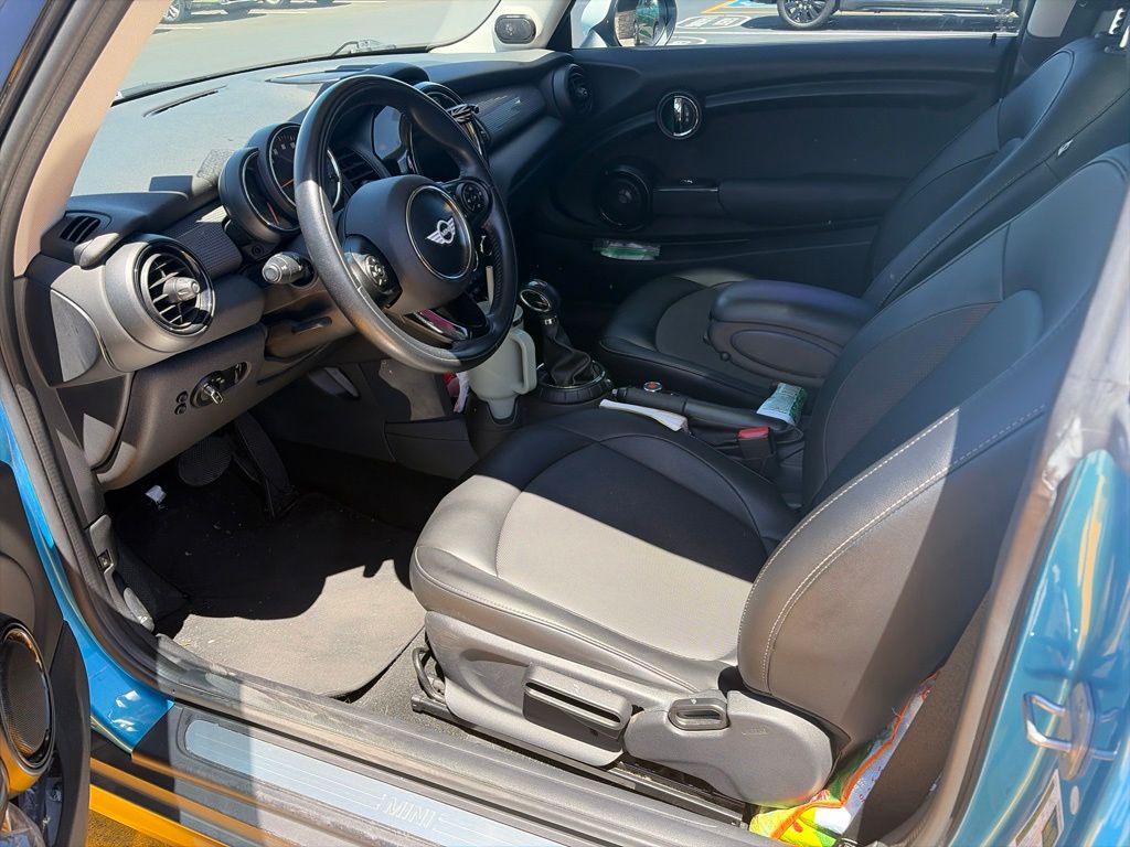Thumbnail: 2015 MINI Cooper - 7