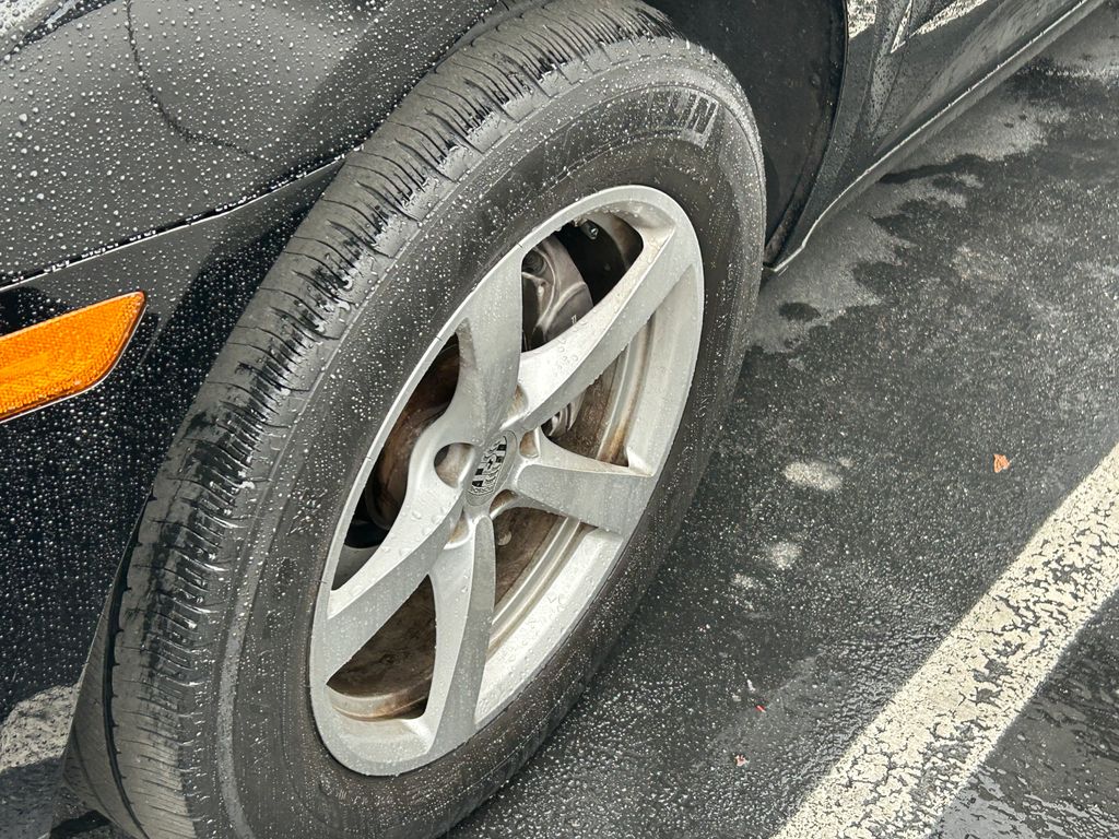 Thumbnail: 2018 Porsche Macan - 3