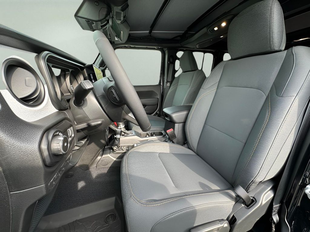 2025 Jeep Wrangler 4-Door Sport S - Photo 18