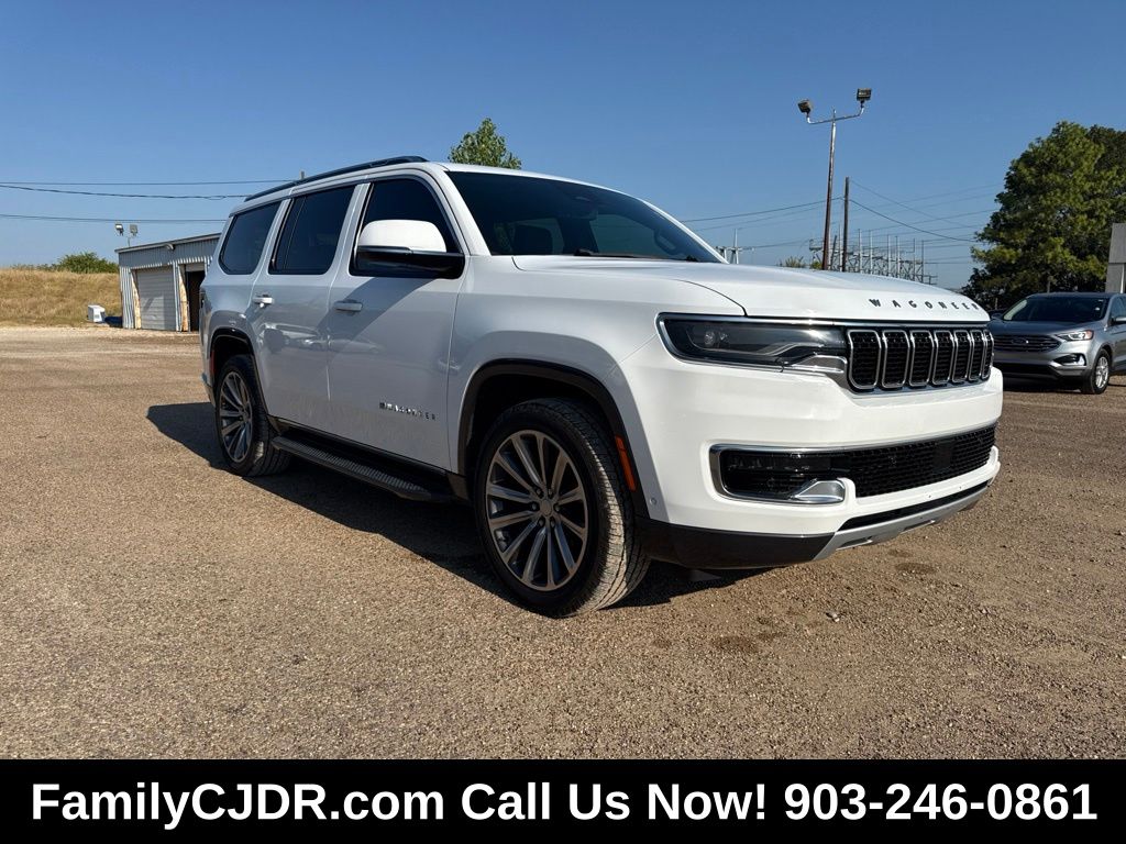 2022 Jeep Wagoneer