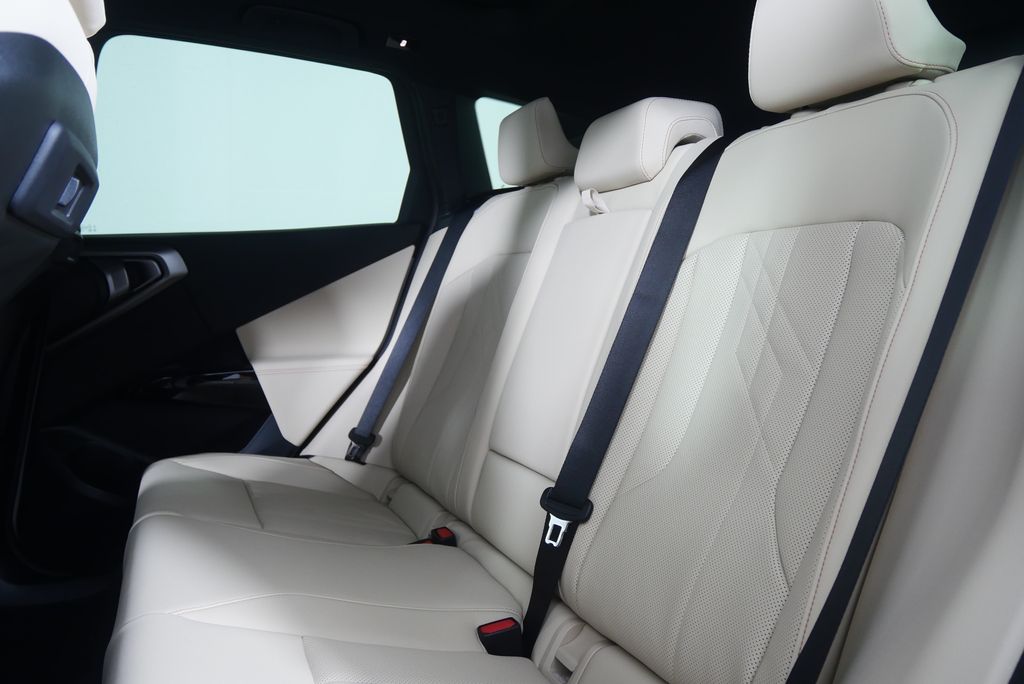 Thumbnail: 2026 BMW X3 - 15