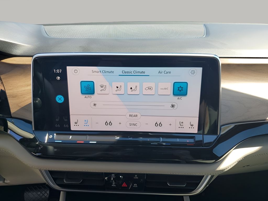 Used Car 2024 Volkswagen Atlas  2.0t Se W/technology For Sale Under $35,000 In Austin, Texas