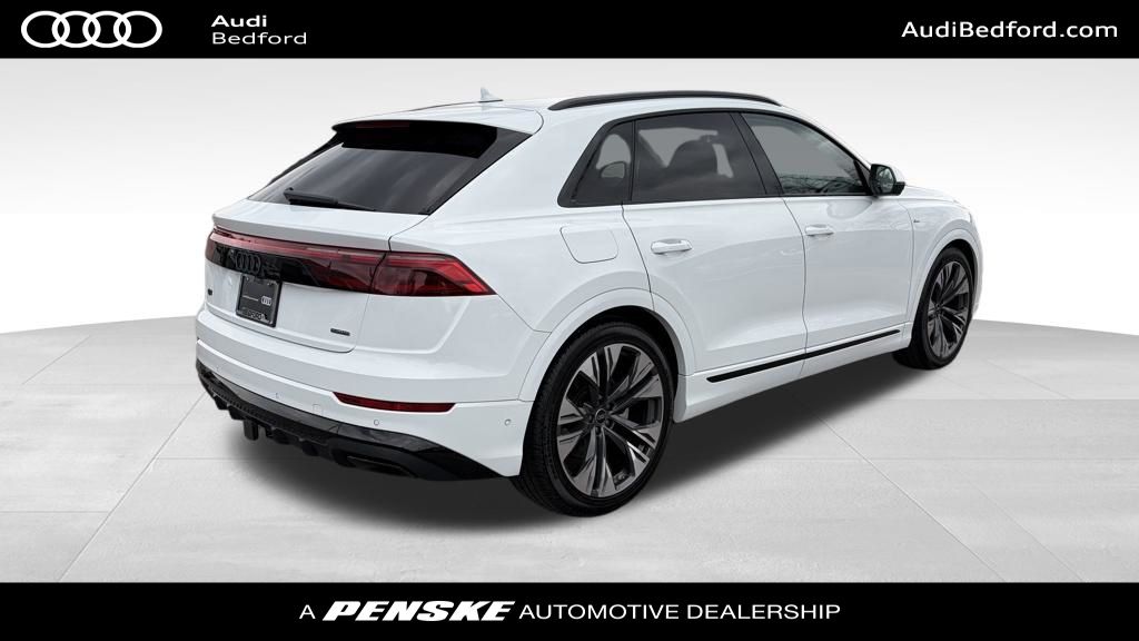 Thumbnail: 2025 Audi Q8 - 6